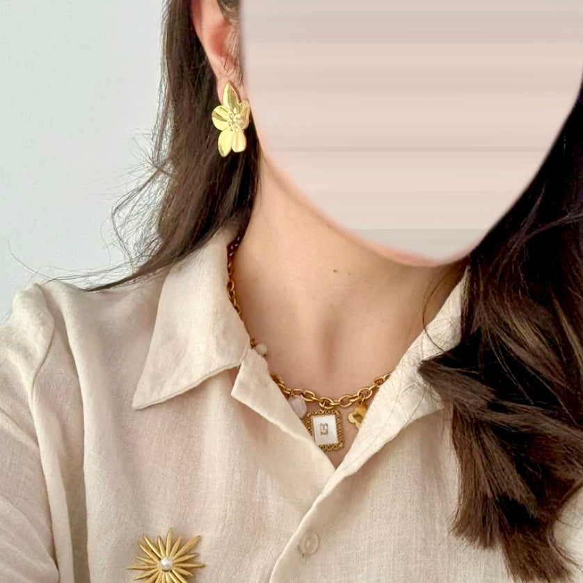 Boucles d’oreille Floral - dorées à clip en acier inoxydable