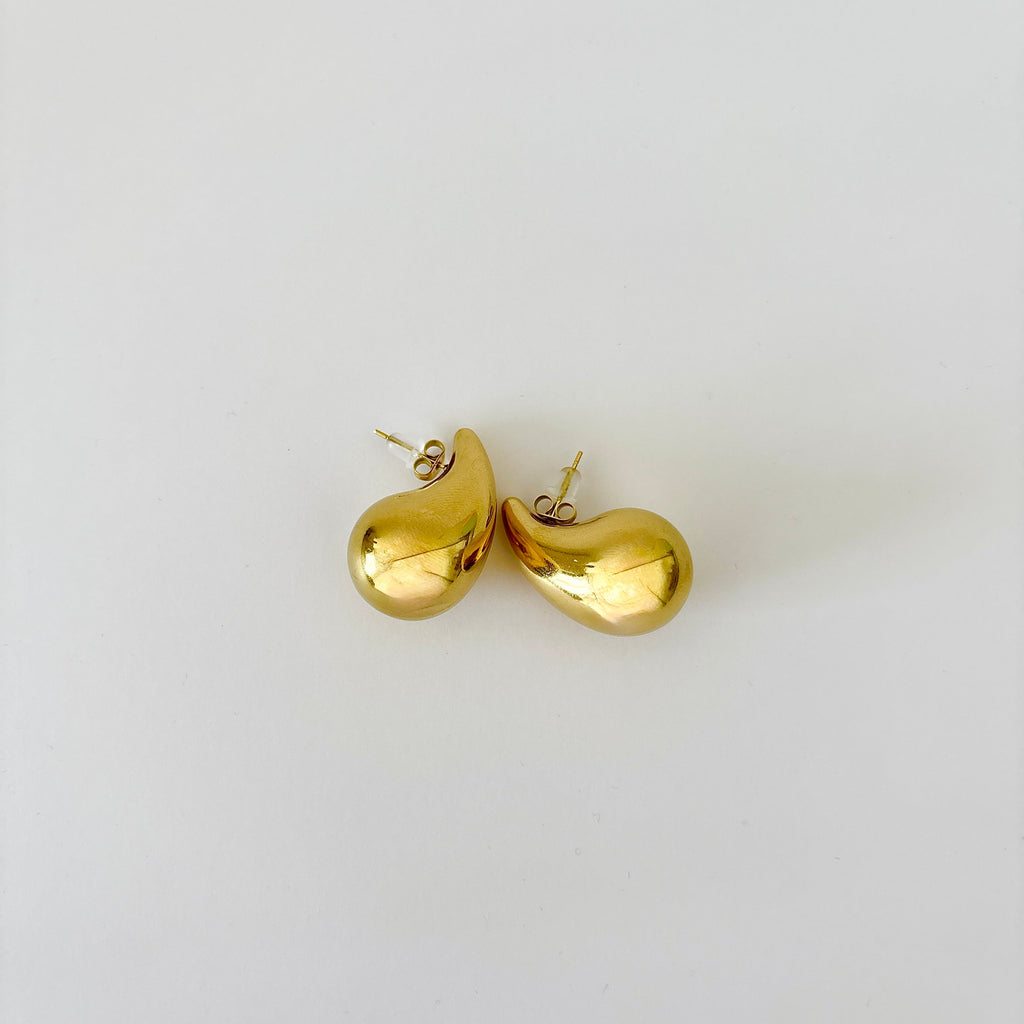 Boucles d’oreilles Goutte Dorée - en acier inoxydable